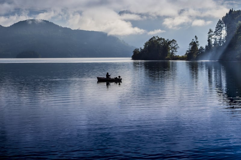Lake Travel